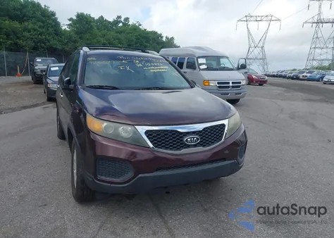 2011 Kia Sorento Lx from USA, damaged, VIN 5XYKTDA26BG165875